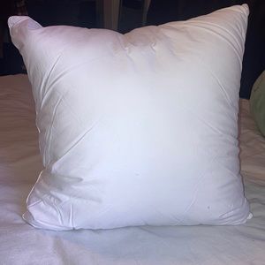 18x18 white throw pillow insert